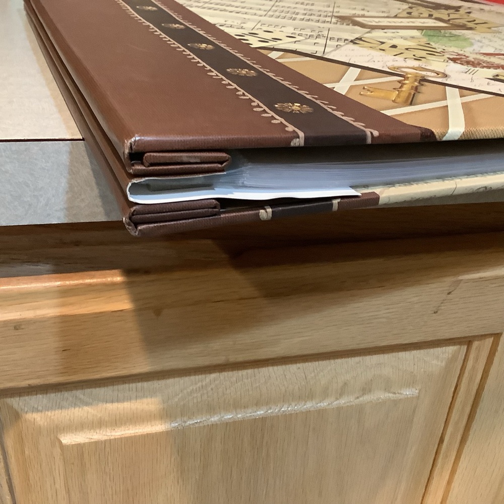 NWOT 14x12.5 scrapbook - Picture 4 of 5